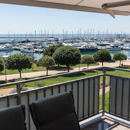 Apartment Bellavista Sea View 우마그 외부 사진