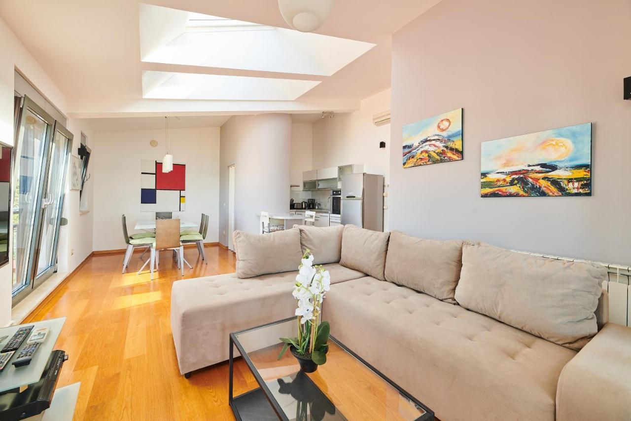Apartment Bellavista Sea View 우마그 외부 사진