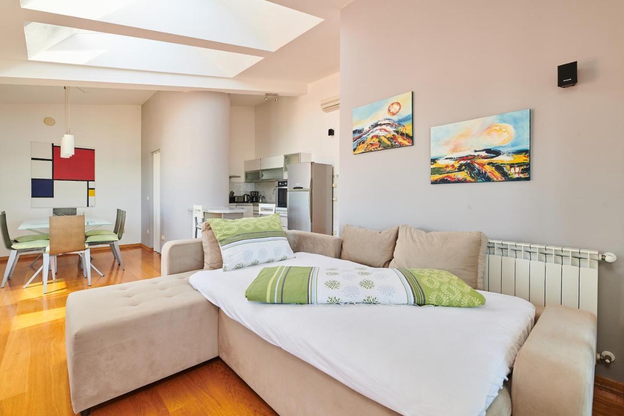 Apartment Bellavista Sea View 우마그 외부 사진